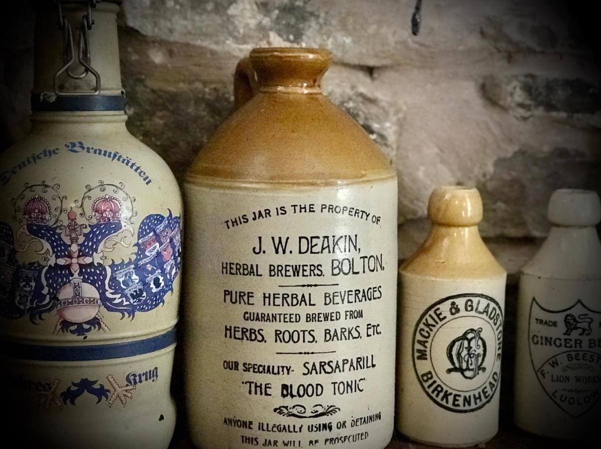 The White Horse Inn, Clun エクステリア 写真