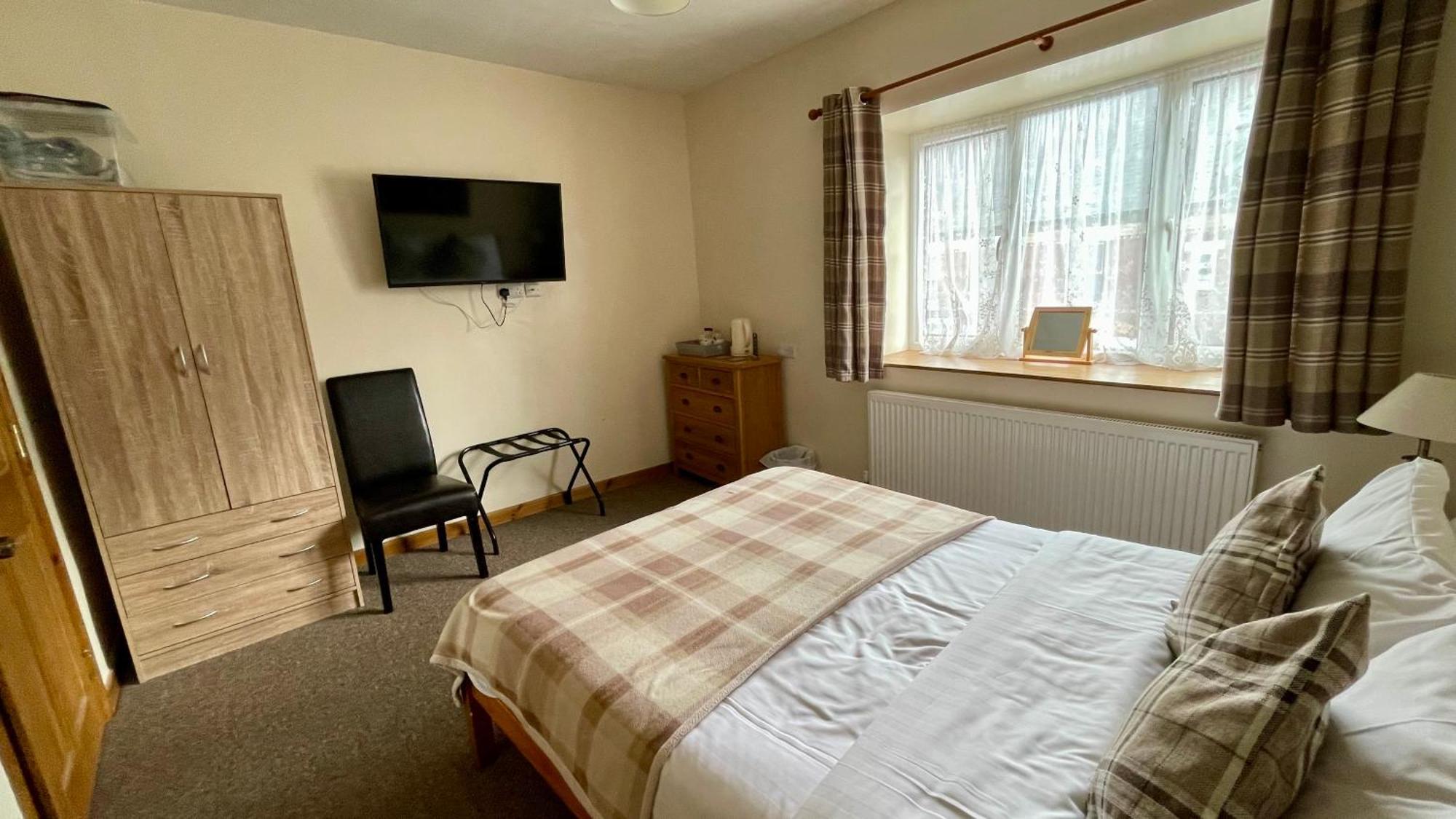 The White Horse Inn, Clun エクステリア 写真